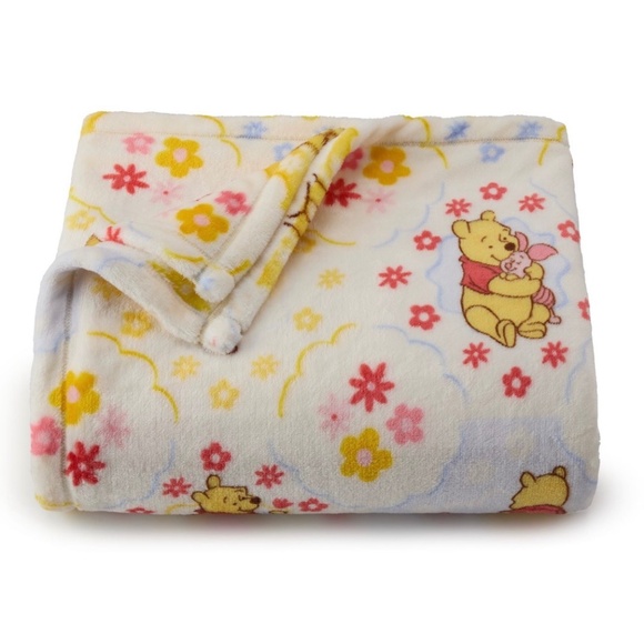 Disney Winnie the Pooh Oversized Plush Throw Blanket 5x6 ft - Picture 1 of 9